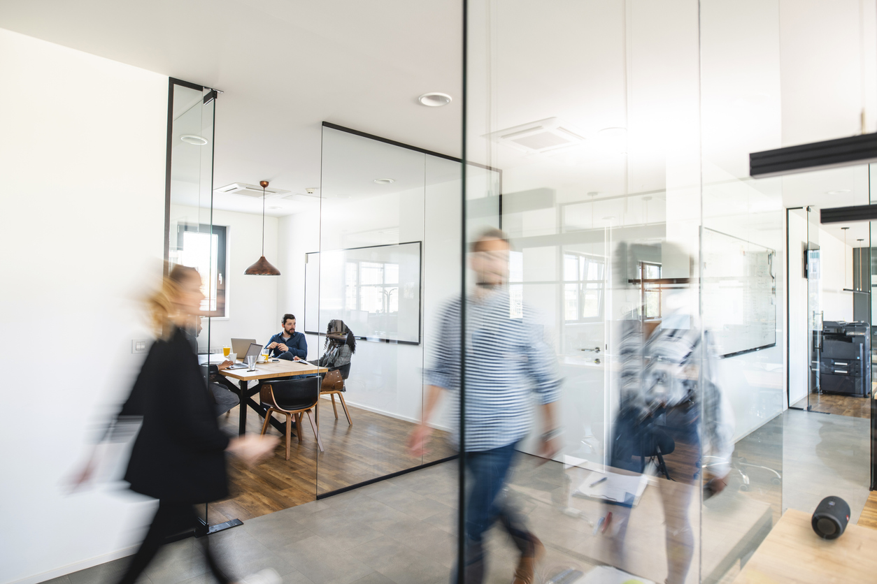 Why big banks are helping financial tech startups
